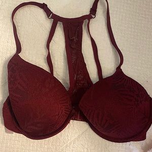 VS Pink 32 DD lightly lined racerback burgundy bra